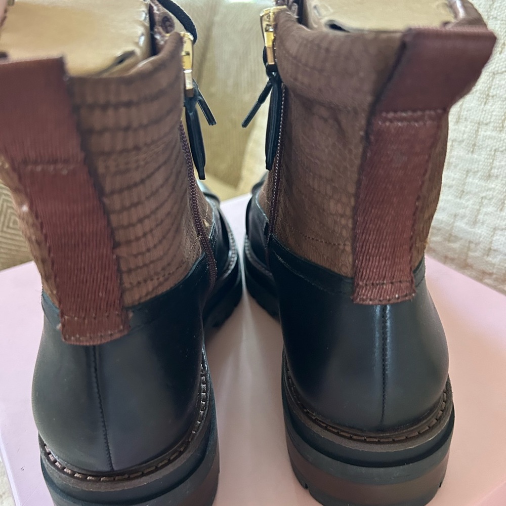 Louise et Cie duck boots. - Picture 2 of 15